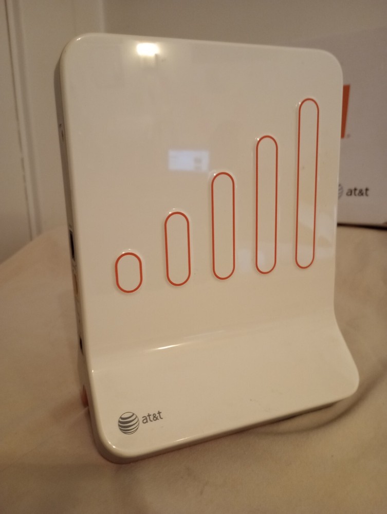 AT&T 3G MicroCell DPH151-AT Wireless Cell Phone Boost Amplifier
