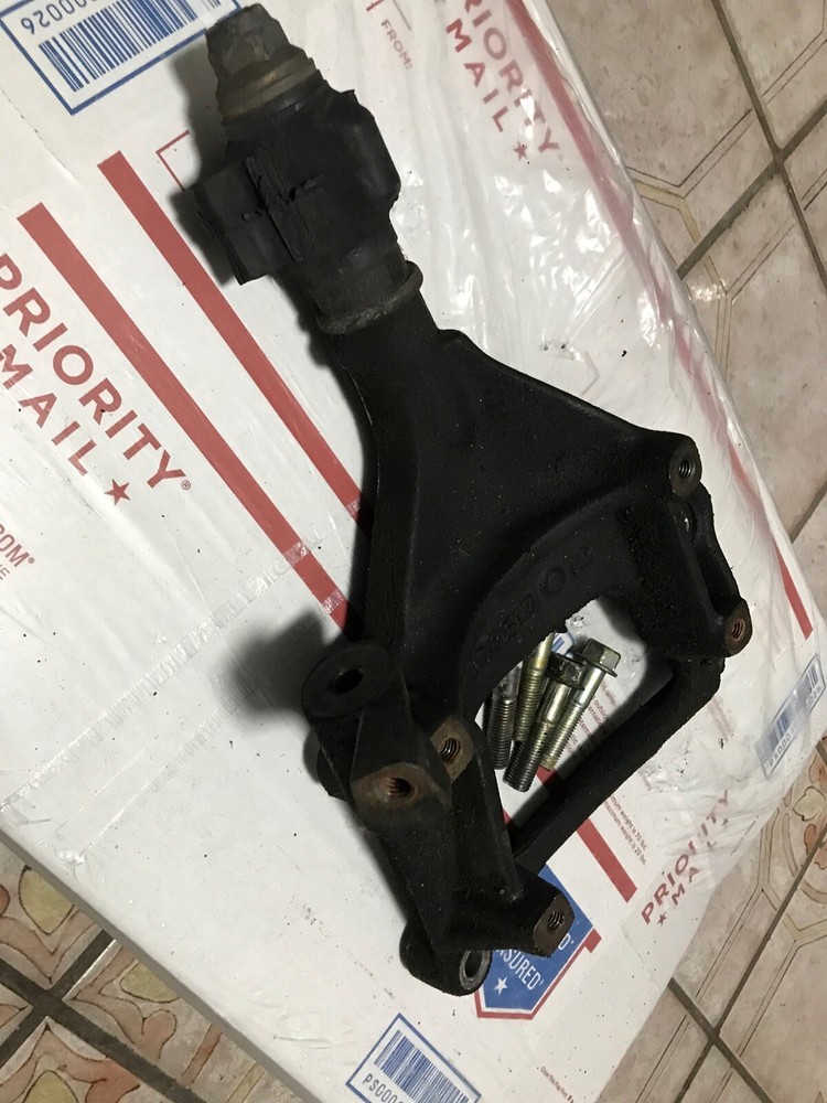 Used 94-01 Acura Integra AC compressor bracket engine mount