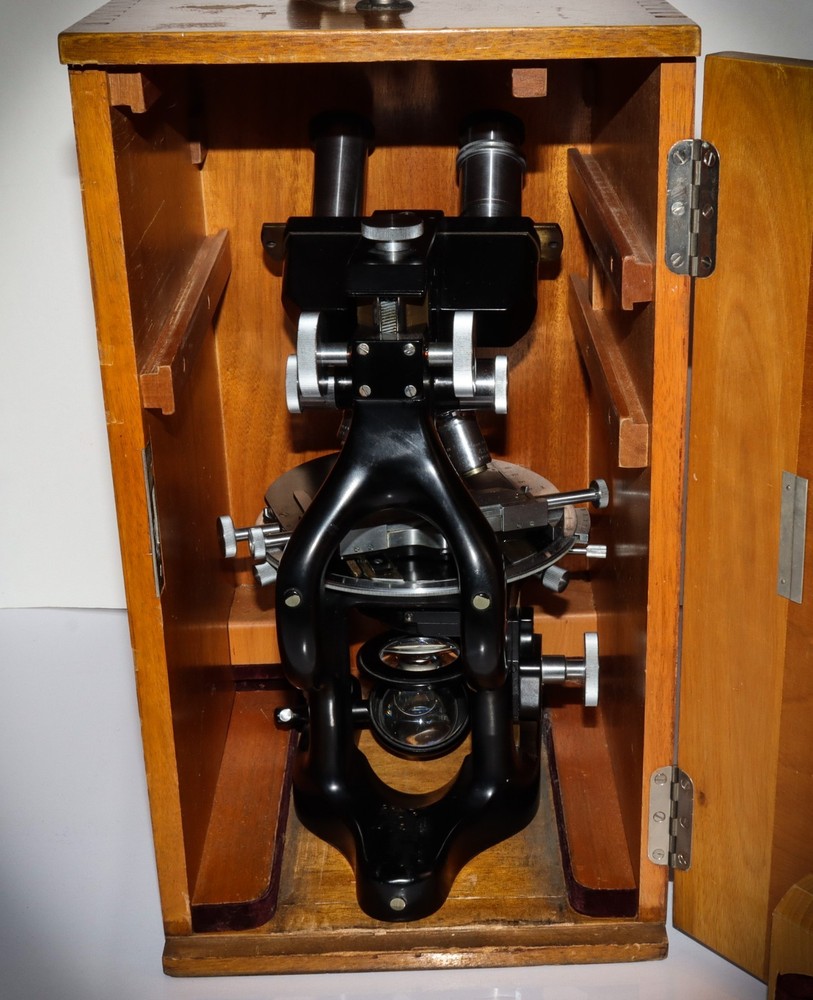 Antique Bausch & Lomb DDE Research Microscope