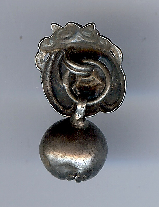 VINTAGE SILVER BEETLE TOGGLE BUTTON