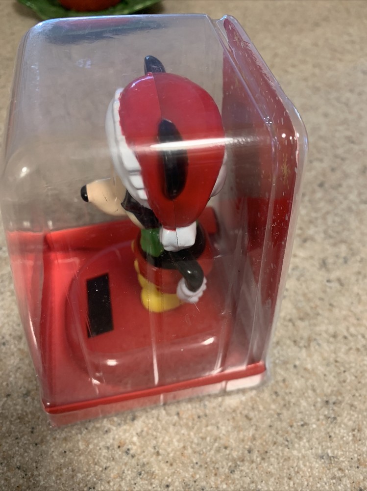 Disney Solar Bobble-Head Mickey Mouse