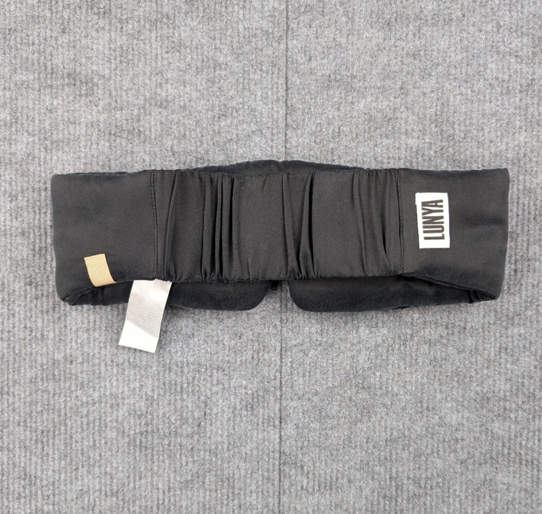 Lunya Silk Sleep Mask One Size Black Natural Fiber Minimal Quiet Luxury Padded