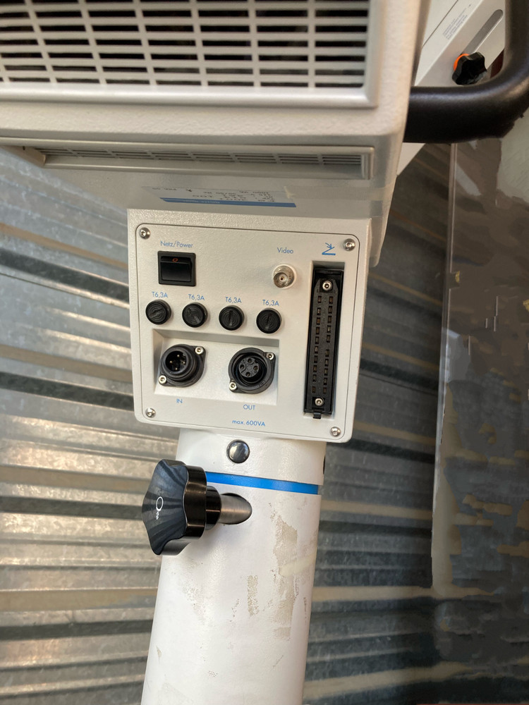 Moller Wedel Microscope FS3000 with an EOS900 head- used