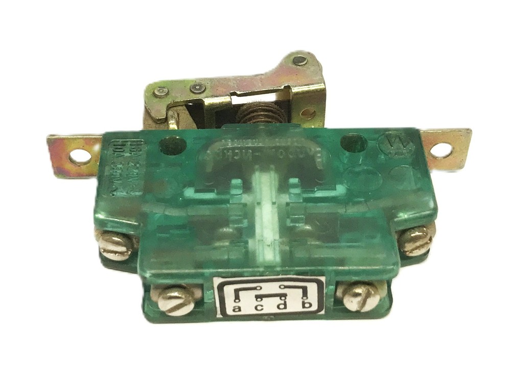 Total Source Micro-Switch 393-1004 NOS