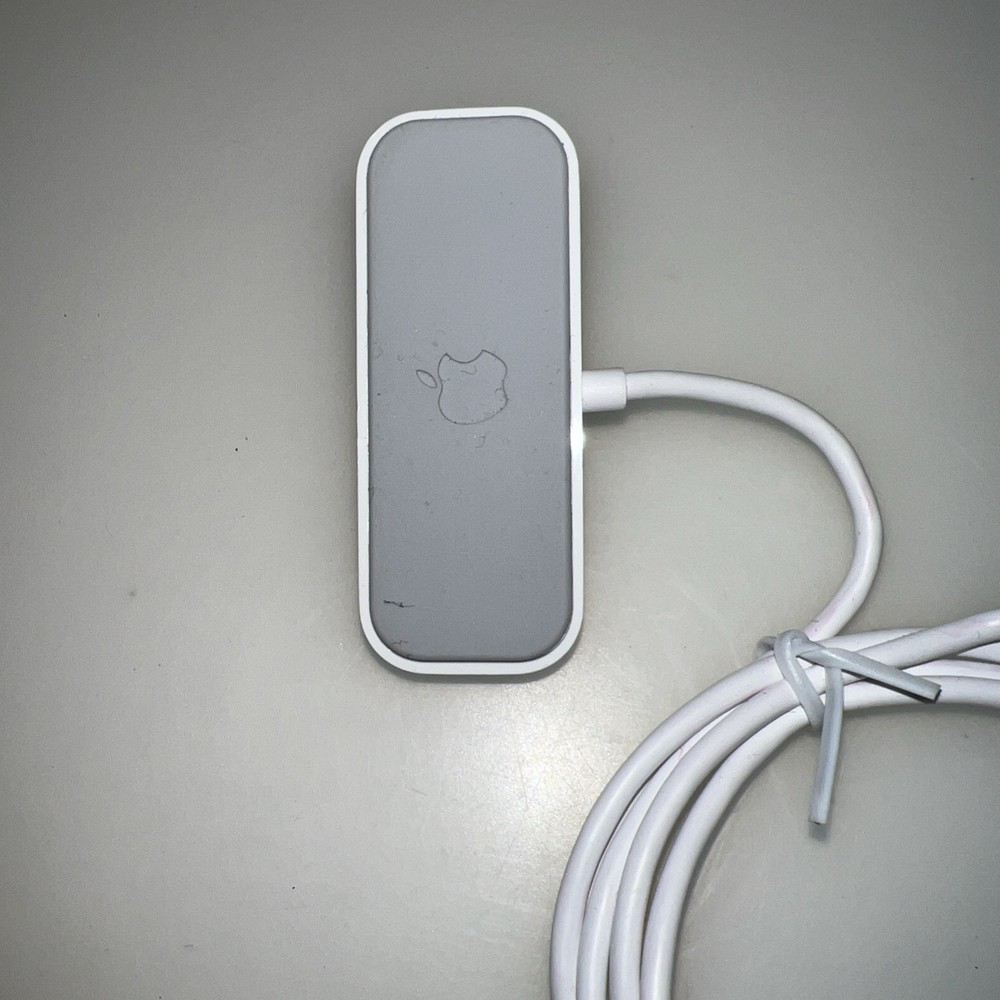 Apple iPod Dock for Shuffle 2nd Generation (MA694G/A)