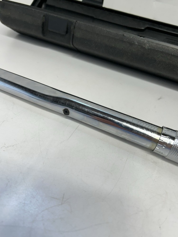Adjustable Torque Wrench with Micrometer Settings ALLTRADE Case & Instructions