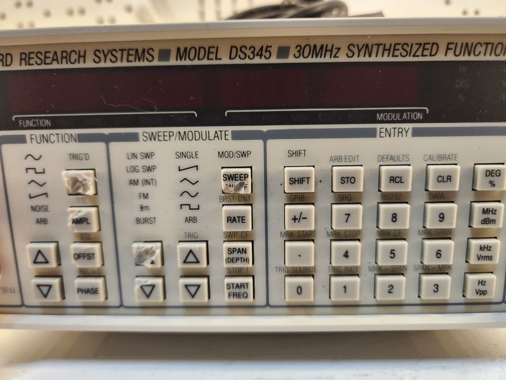 Stanford Research Systems (SRS) DS345 30 MHz Synthesized Function Generator