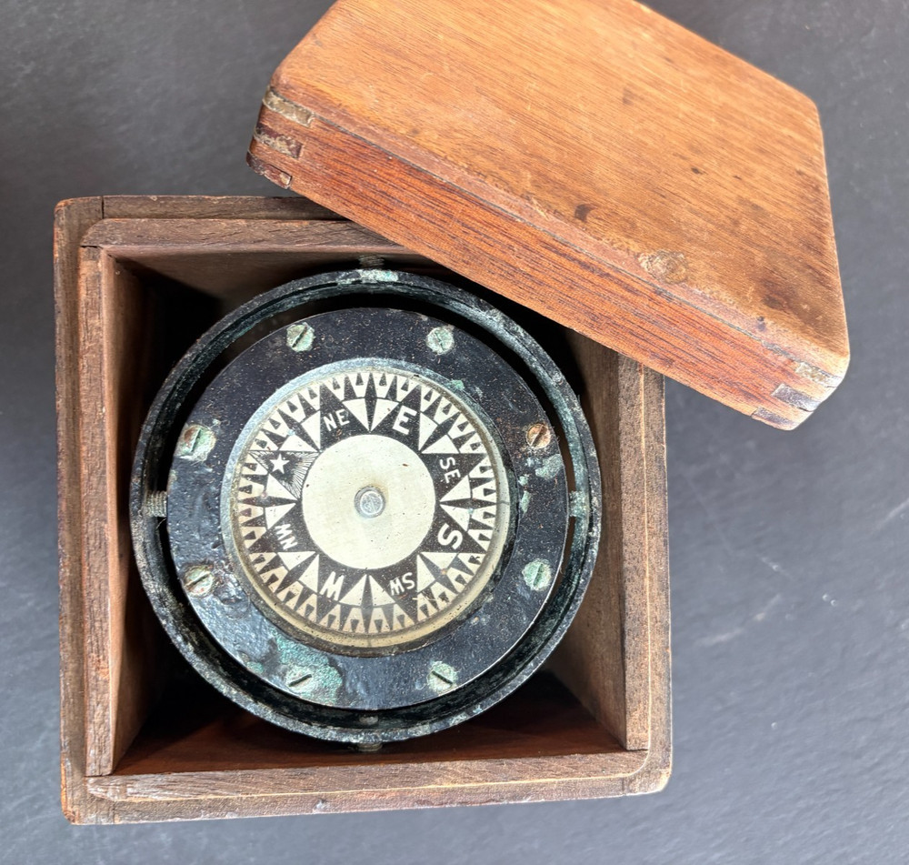 Antique Boxed Dirigo Nautical Maritime Ship Compass