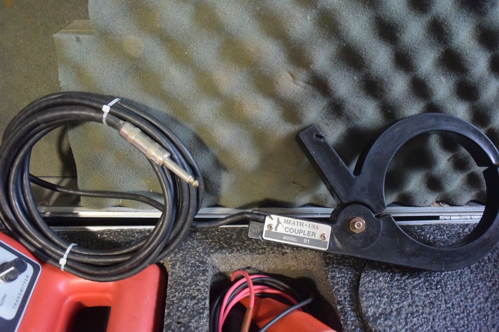 FISHER Model TW-8800 Locator/Transmitter Set