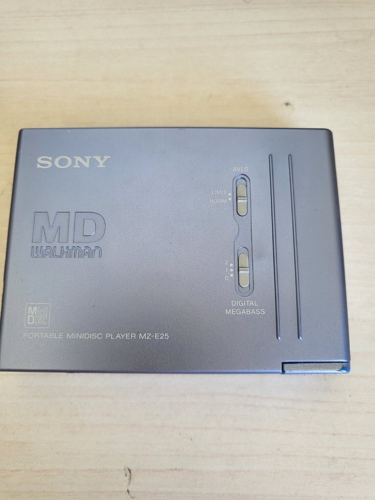 Used SONY MZ-E25 minidisc MD portable player walkman