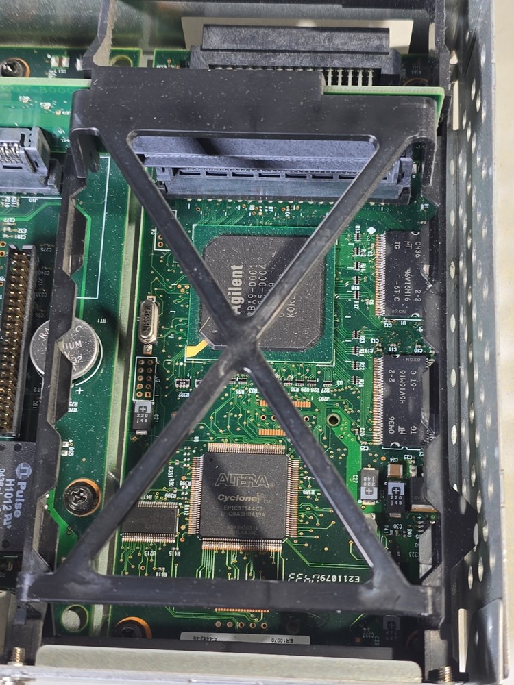 Agilent 16702B Logic Analysis System Mainframe Controller Board G3942 For Parts