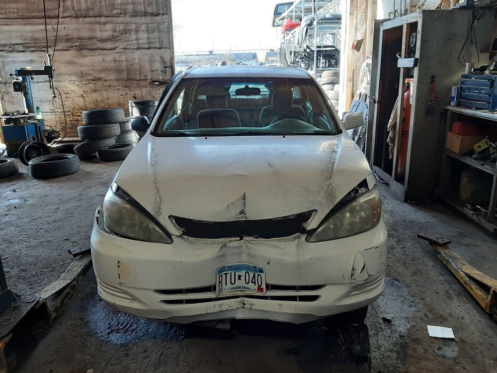 CAMRY 2003 Glove Box 1084967