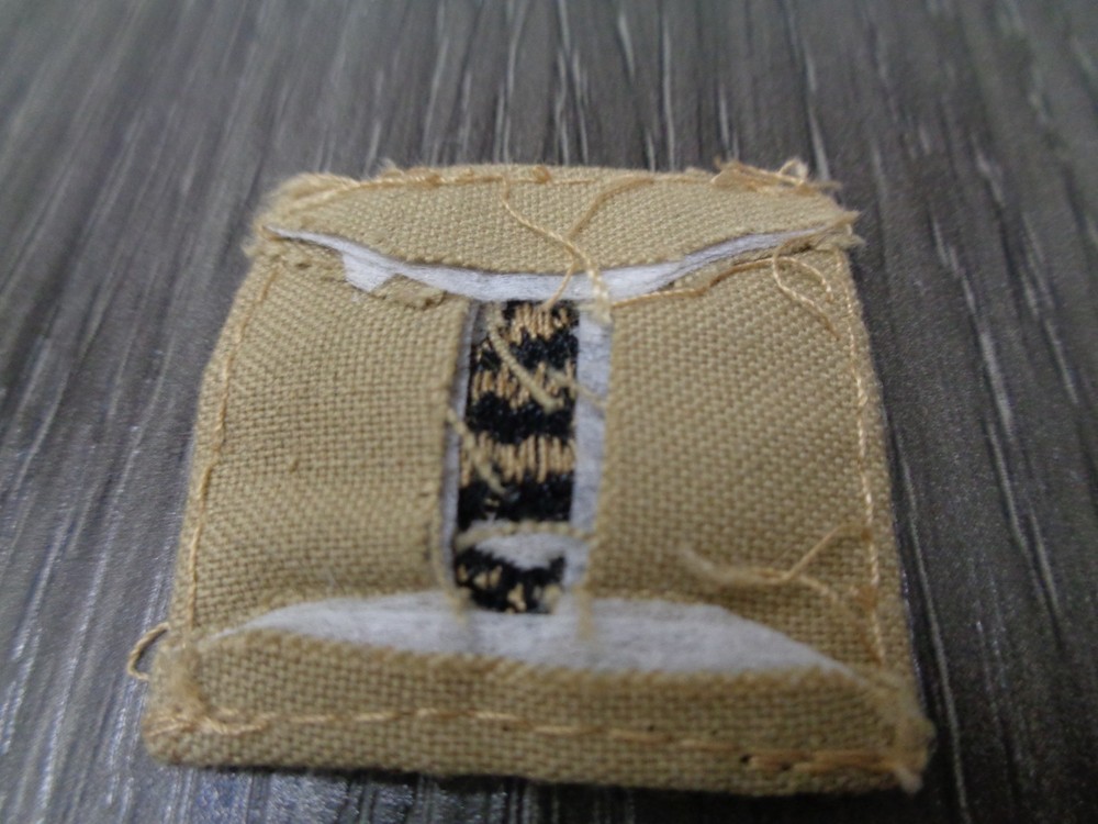 DESERT TAN USN SEABEE E4 PETTY OFFICER 3RD CLASS CAP DEVICE PATCH USED