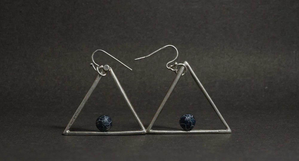 Cracked Onyx With Silver Accent Earrings