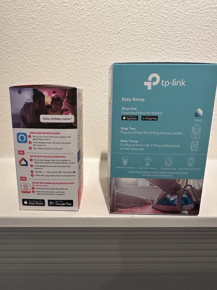 TP-Link HS100 Wi-Fi Smart Plug & Sengled Smart Bluetooth Lightbulb