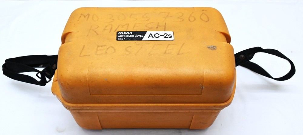 Nikon AC-2s Automatic level with hard Case.