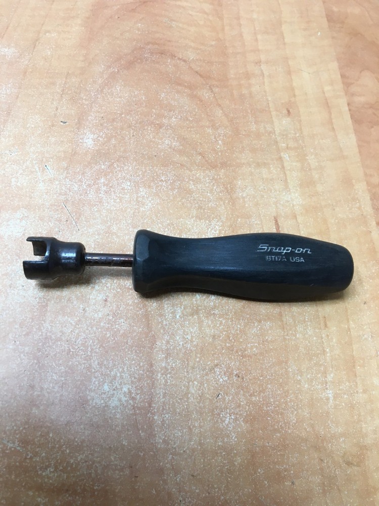 SNAP ON - BT17A - BLACK HARD HANDLE BRAKE RETAINER SPRING TOOL