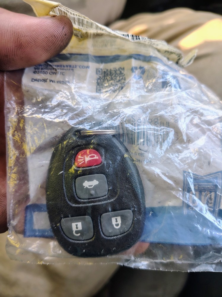 GM OEM Keyless Entry Transmitter/ Fob