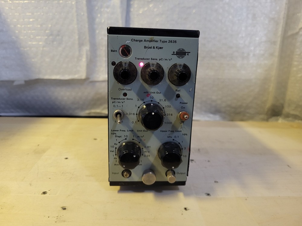 USED BRUEL & KJAER CHARGE AMPLIFIER TYPE 2635