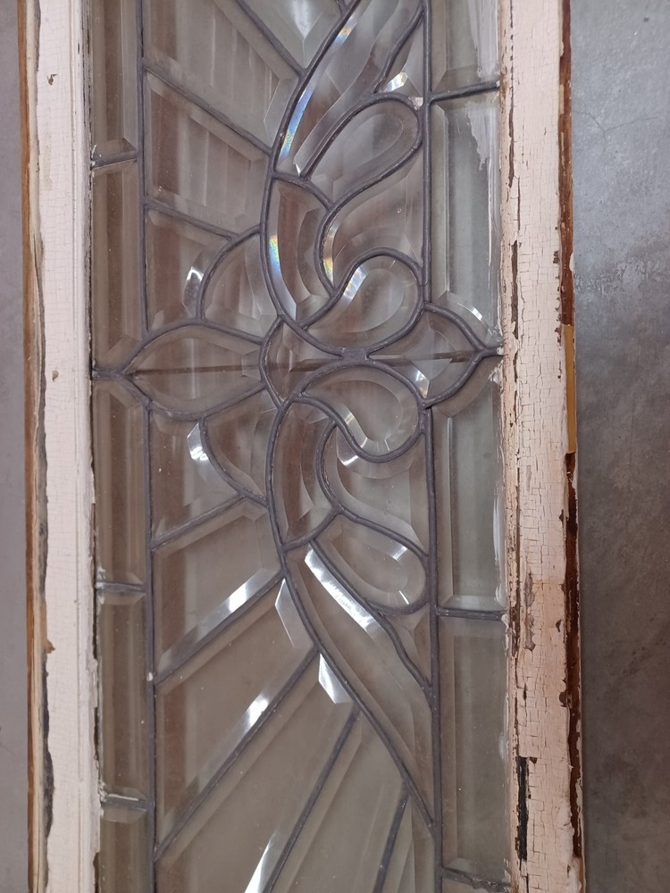 ANTIQUE TRANSOM LEADED BEVELED GLASS WINDOW.