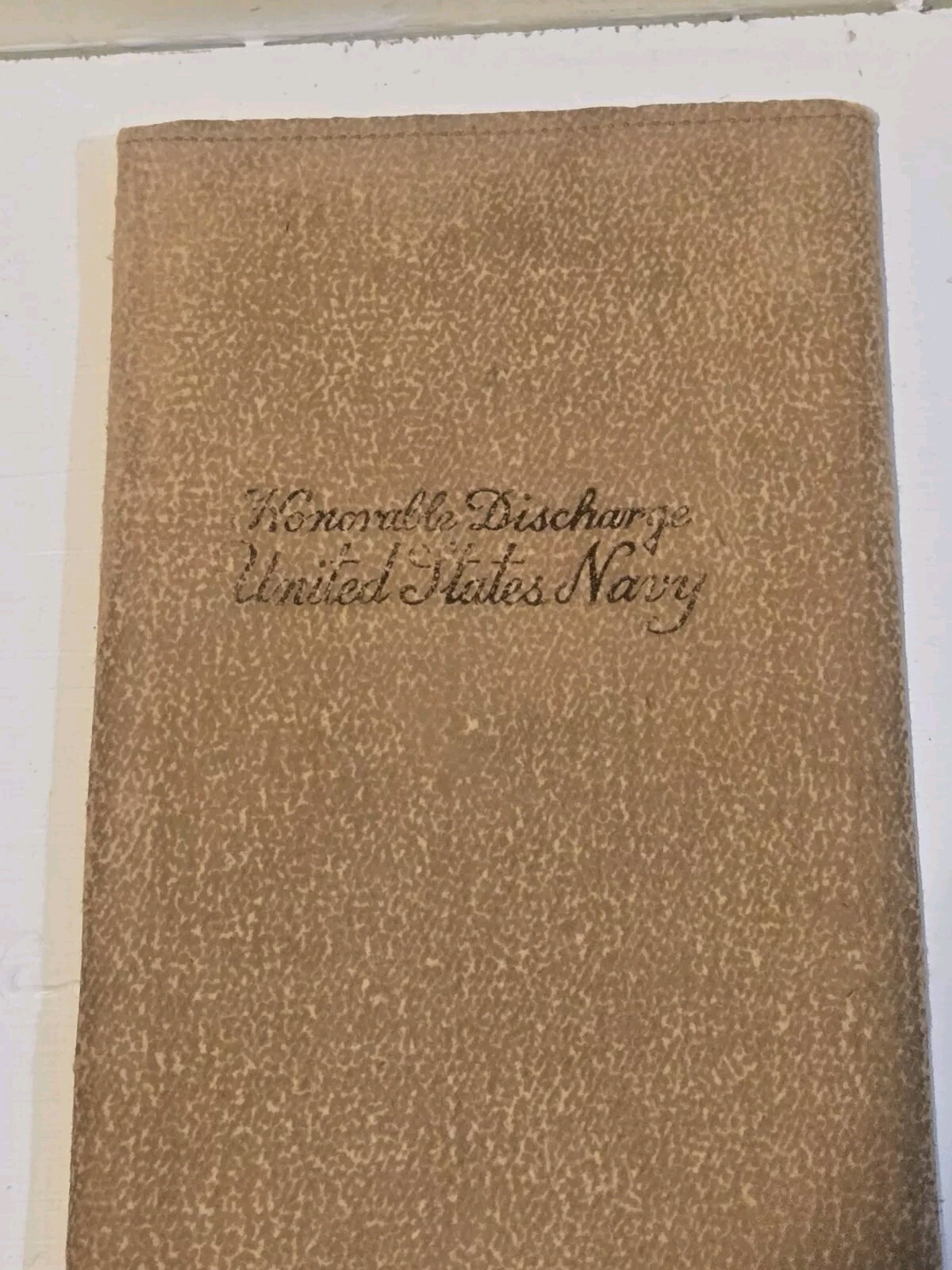 World War II NAVY HONORABLE DISCHARGE LEATHER FOLDER CASE