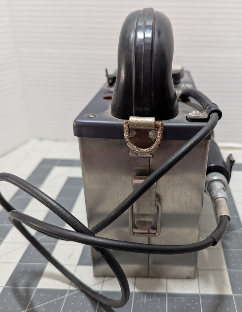 Vintage RCA WF-12A Geiger Counter