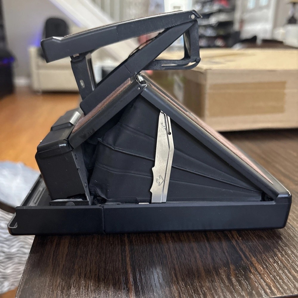 Polaroid SX-70 Model 3 Camera With Case UNTESTED