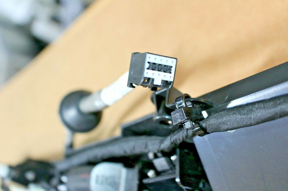 2014-2018 Chevy Impala Rear Trunk Lamp Carrier Trim License Frame Light W/Camera