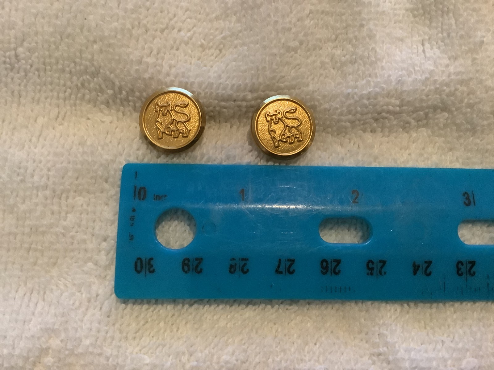 Lot of 10 Vintage Merrill Lynch Bull Logo Jacket Buttons Waterbury Co.