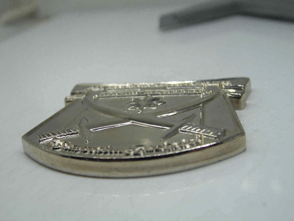 432D OPERATIONS SUPPORT SQUADRON CHALLENGE COIN