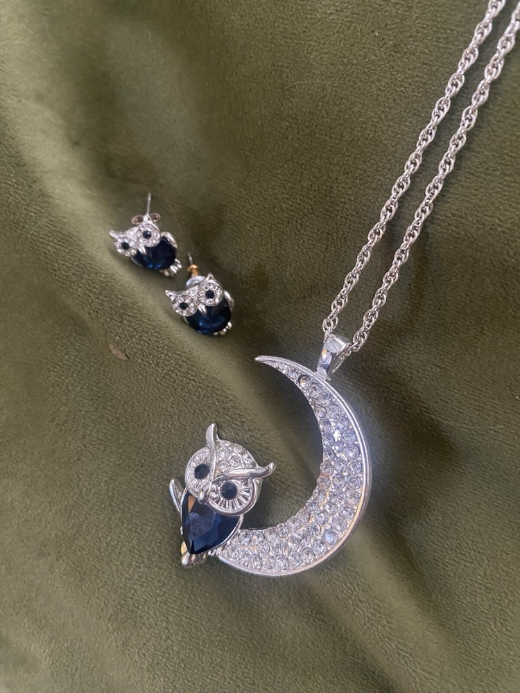 Matching Pendant And Earrings