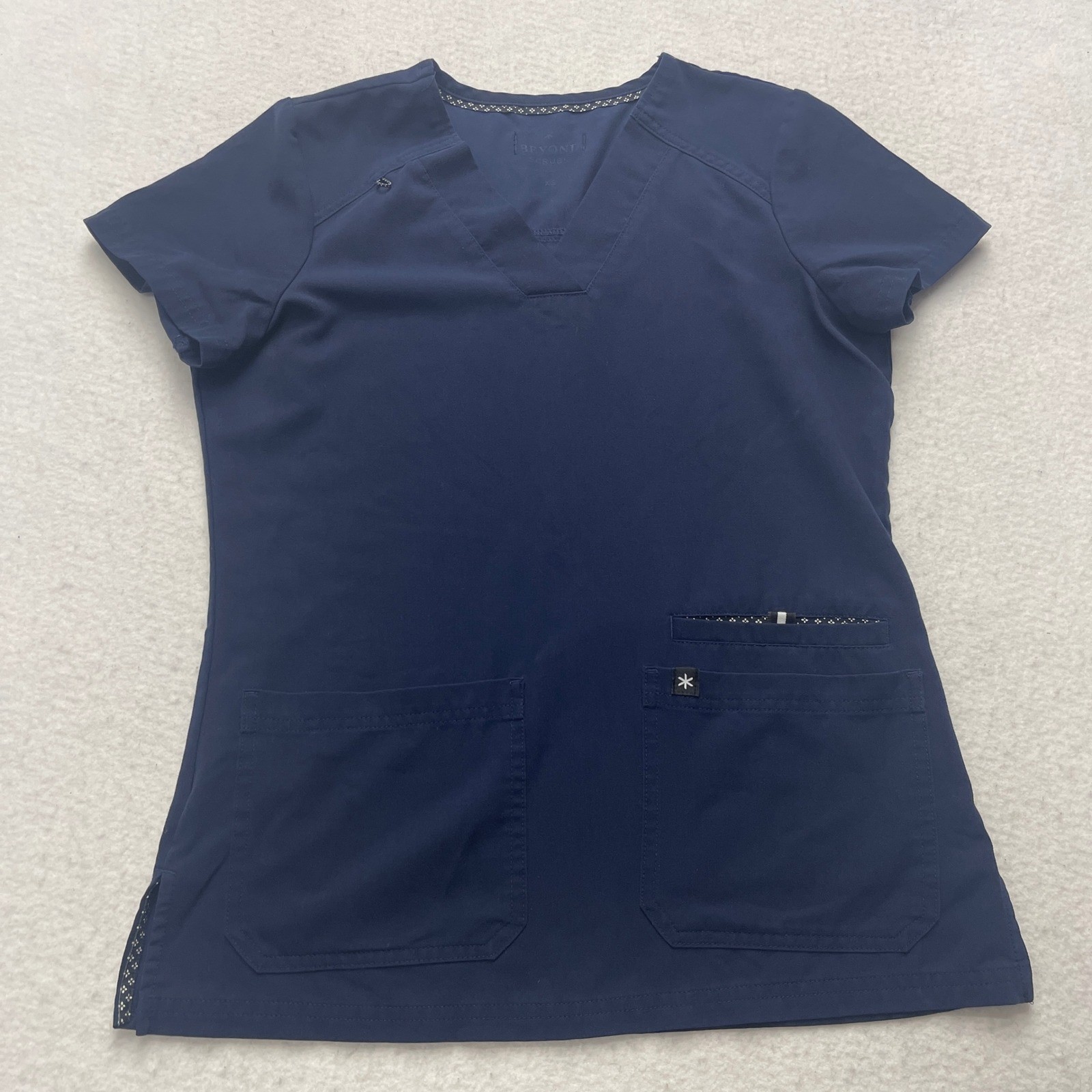 Beyond Scrubs Scrub Set Womens XS Navy Blue Jogger Pants V-Neck Top Uniform