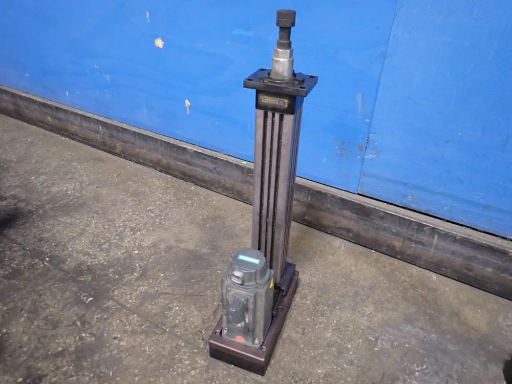 LINEAR ACTUATOR  12090094513