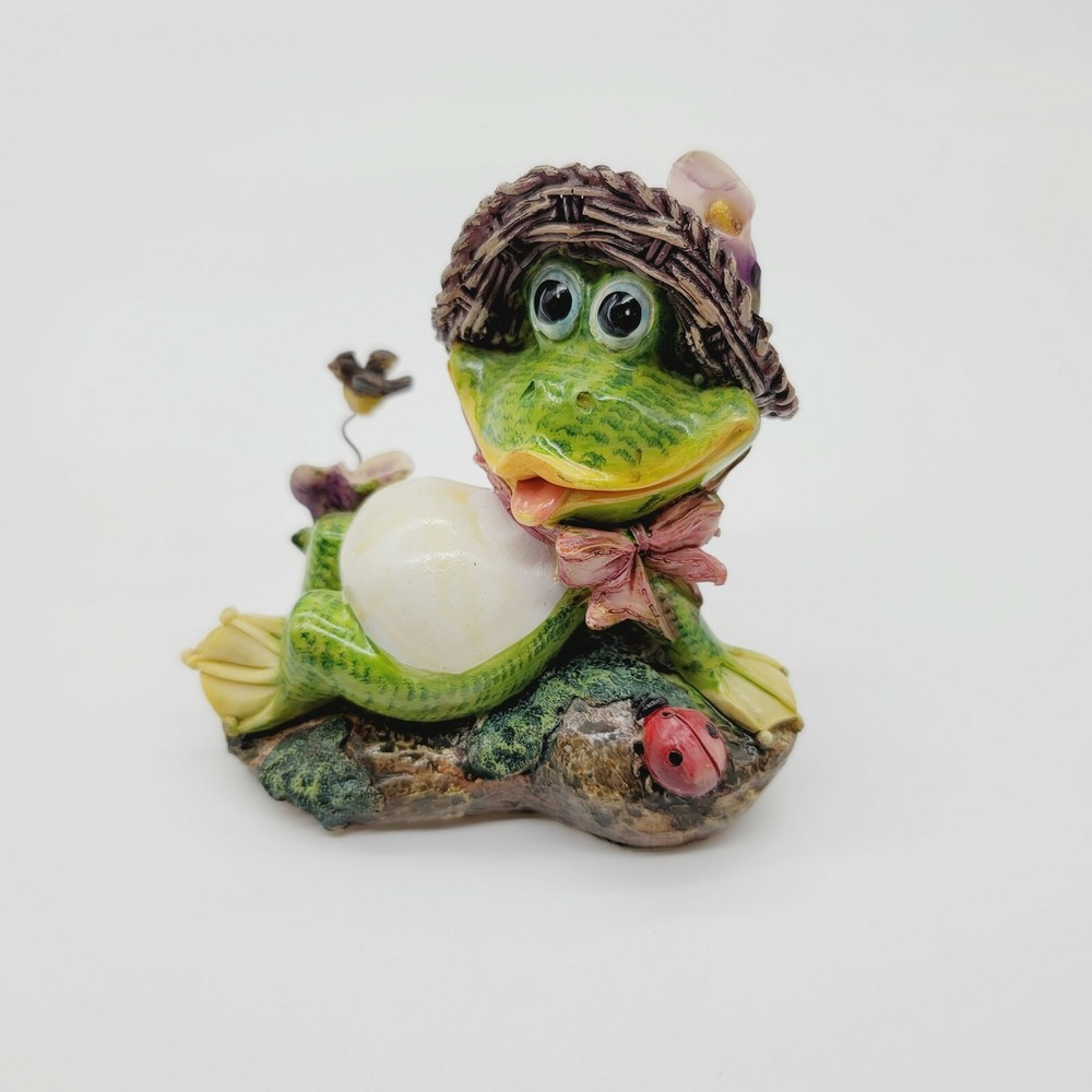 Designspirations Frog Relaxing In Garden 4.5"