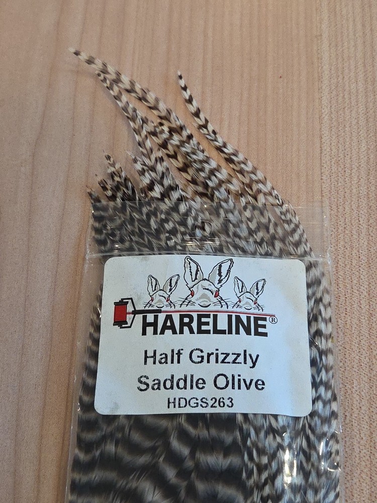 Hareline Half Grizzly Saddle Olive