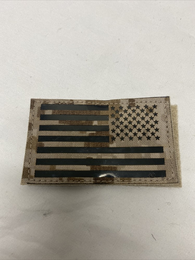 x100 LBT 1781H-RH IR Flag Patch AOR1 Hook And Loop