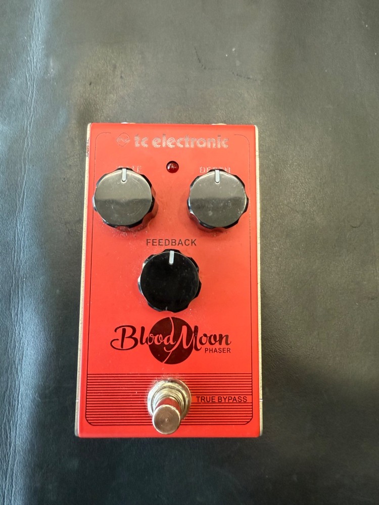 TC Electronic Blood Moon Phaser Effect Pedal- Pre owned