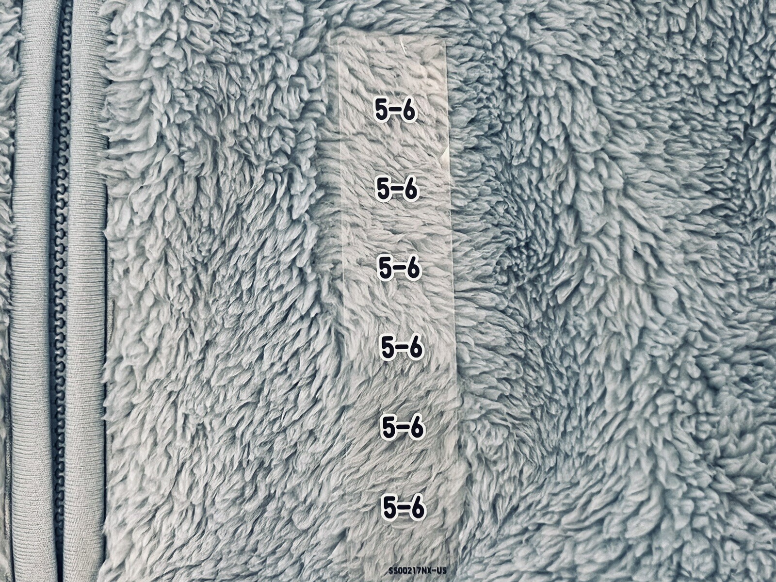 NEW Uniqlo Girls 5-6 Light Blue Fluffy Yarn Original Fleece Full Zip Jacket NWT