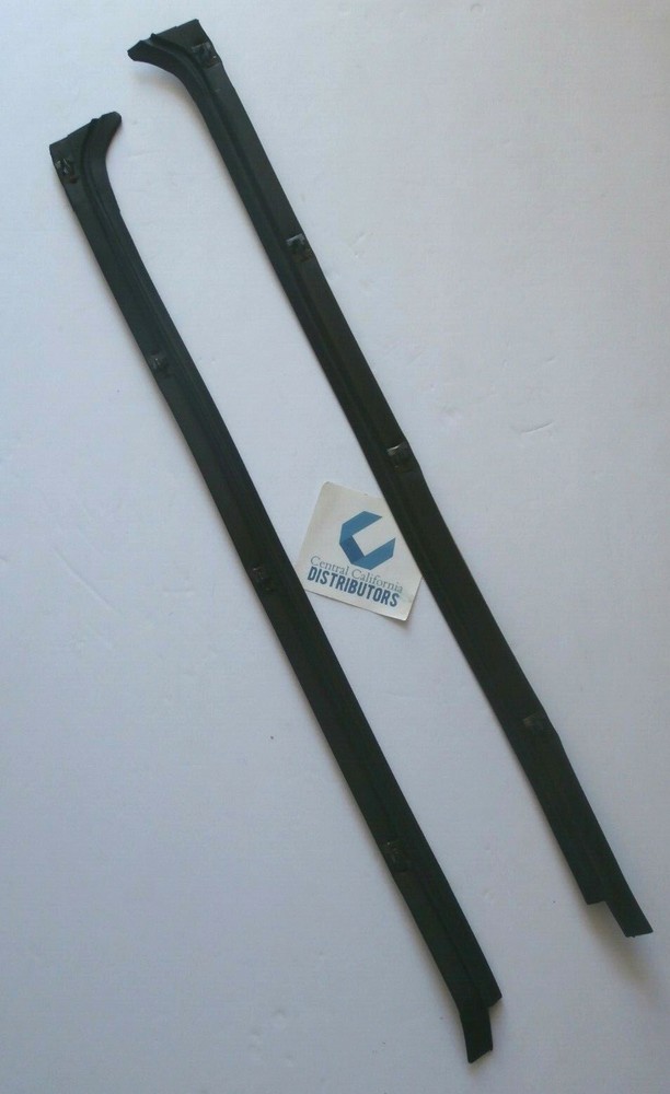 4 CLIP INNER WINDOW SCRAPER SET LEFT & RIGHT (PAIR) VW T1 BUG BEETLE 1968-1978