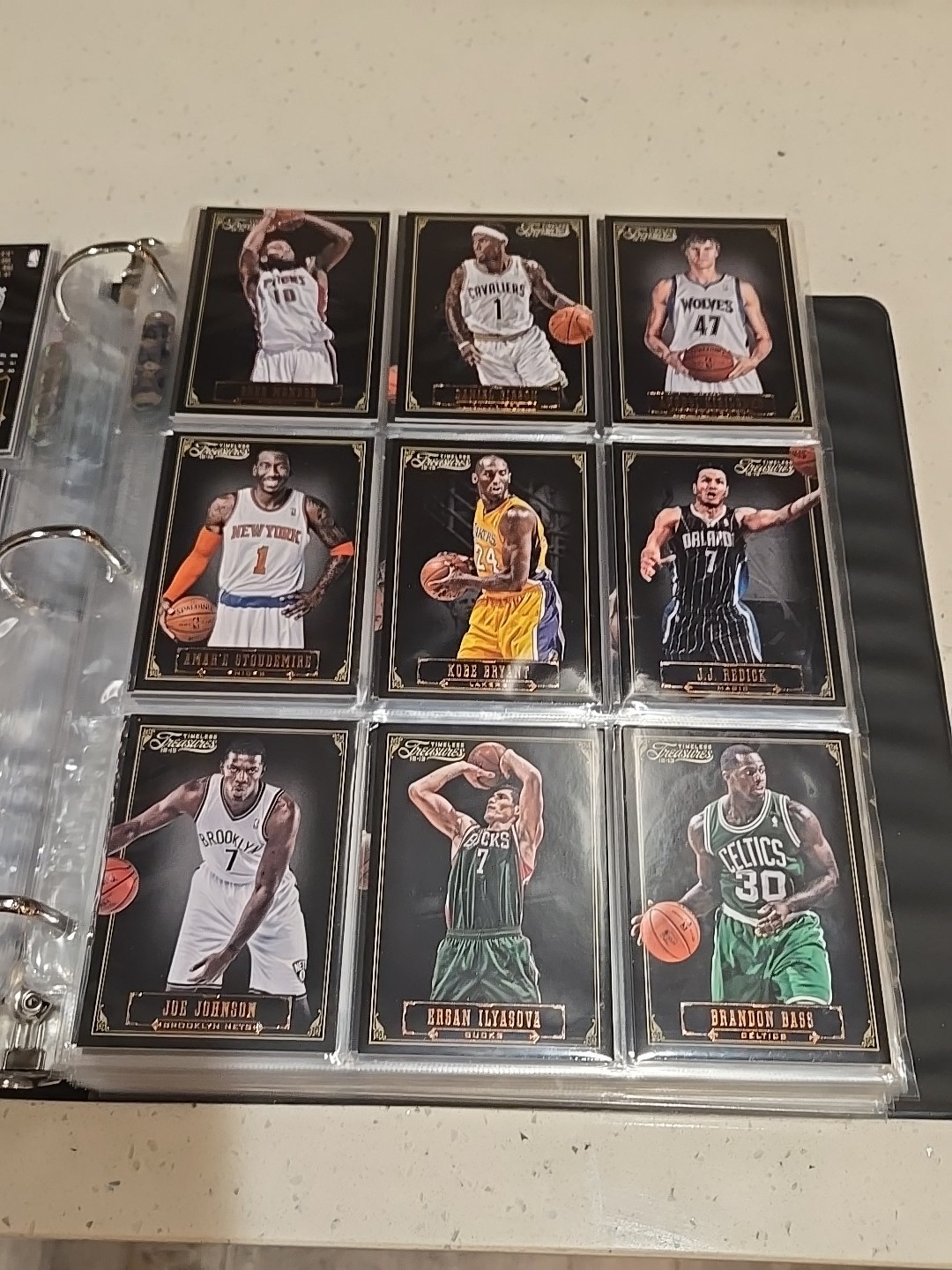 Panini Basketball lot of 450 basketball cards,,,