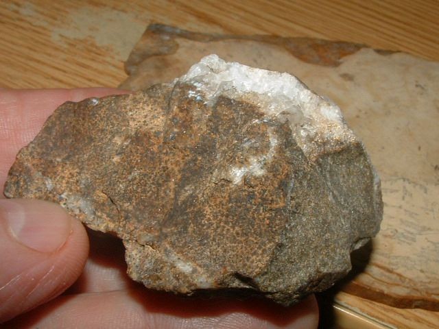 NATURAL GOLD QUARTZ SPECIMEN 99.8 GRAMS RANDSBURG CALIFORNIA