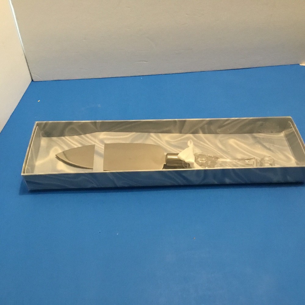 Treasure Masters Cake Server