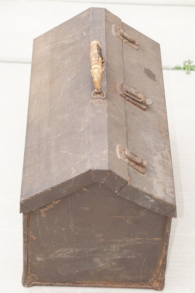 Vintage Duplex GREEN Metal Tool Box Handle Insert