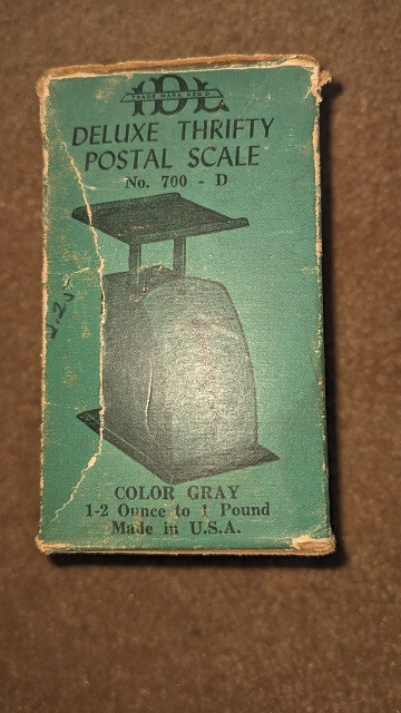 VINTAGE DELUXE THRIFTY POSTAL SCALE