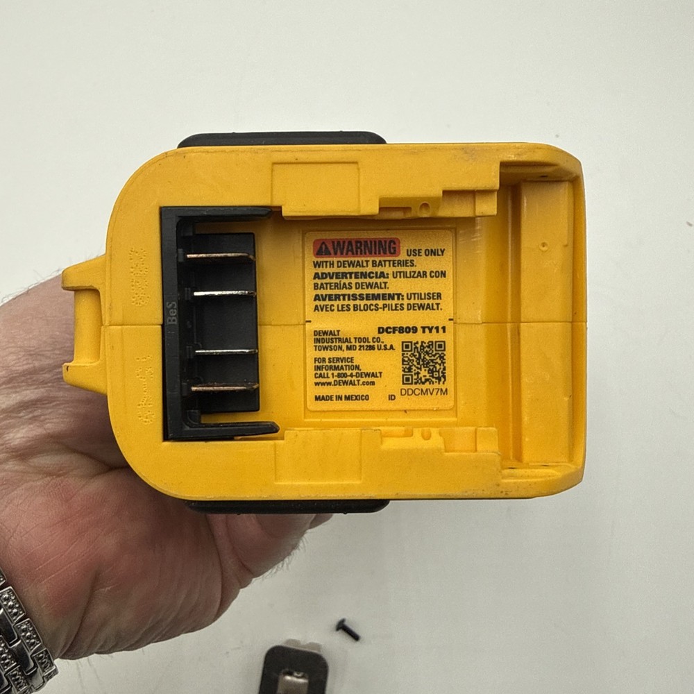 DEWALT ATOMIC 20V MAX CORDLESS COMPACT IMPACT DRIVER DCF809B - TESTED TOOL ONLY