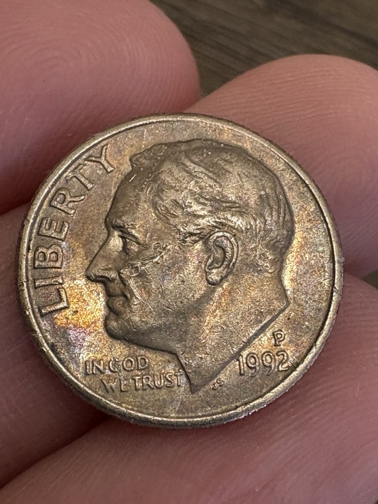 1992 P   Roosevelt Dime Error. Struct through grease error.