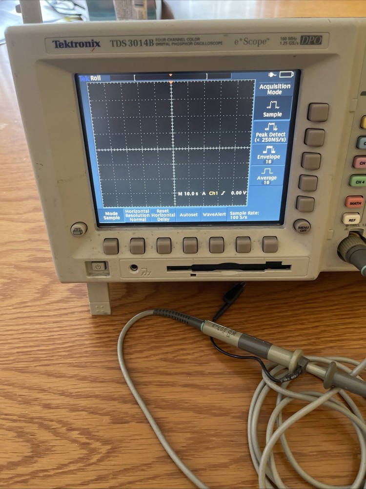 TDS 3014B Four Channels Oscilloscope
