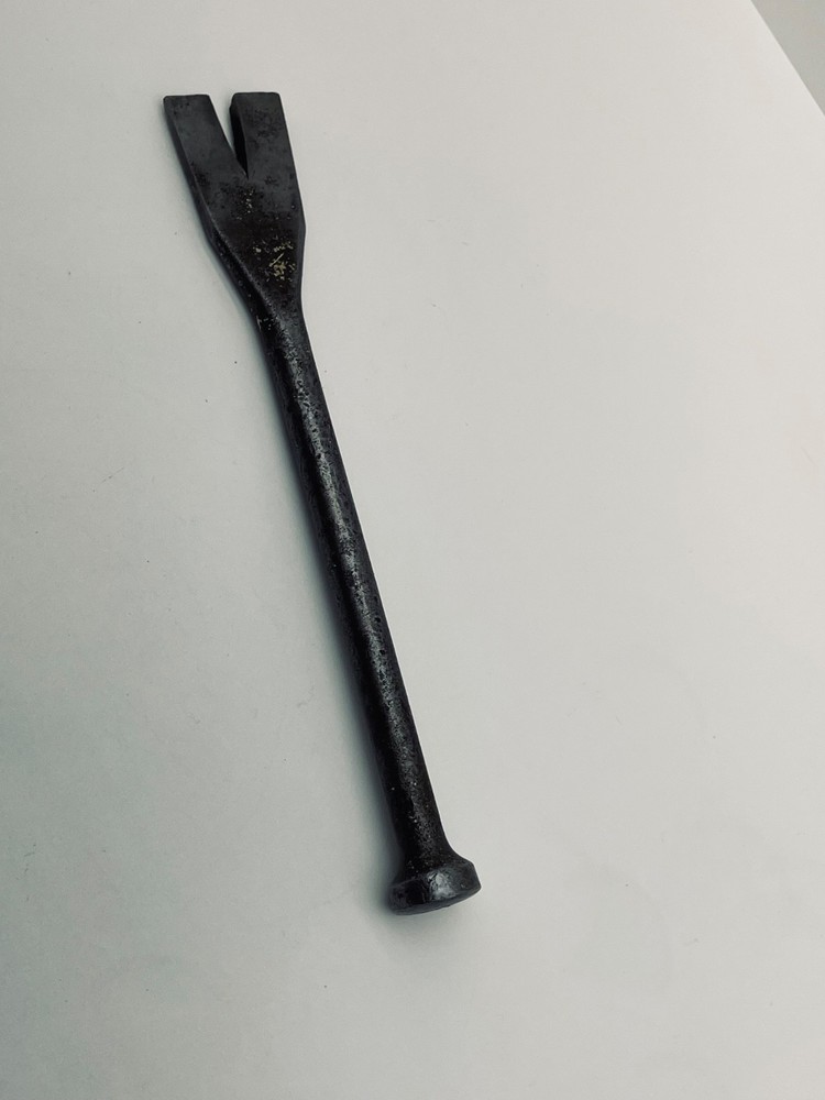 Vintage Blacksmith Nail Puller
