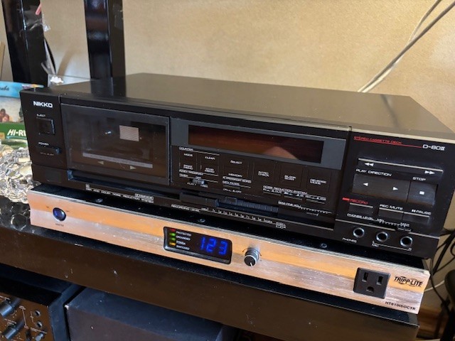 Nikko D-80II Stereo cassette deck