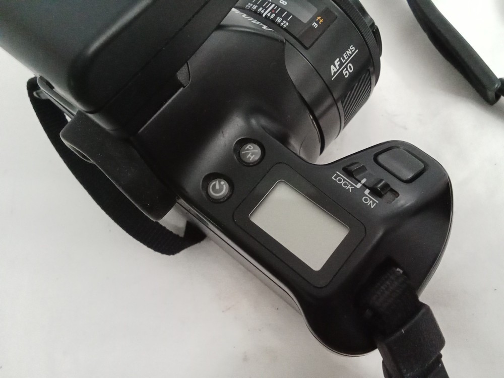 Minolta Maxxum 3000i 35mm Camera With Flash Untested